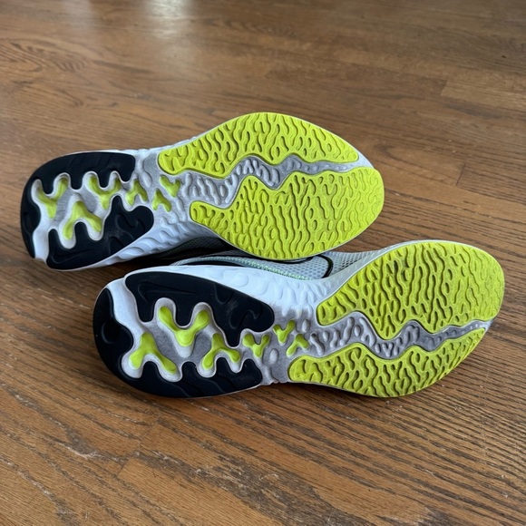 Nike Renew Run 'Grey Fog Volt' Men’s Running Shoes Size 11.5 - Picture 7 of 16